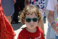 Bakıda "F1 Village" zonasında "Formula 1" pilotlarının avtoqraf-sessiyası FOTOLARDA