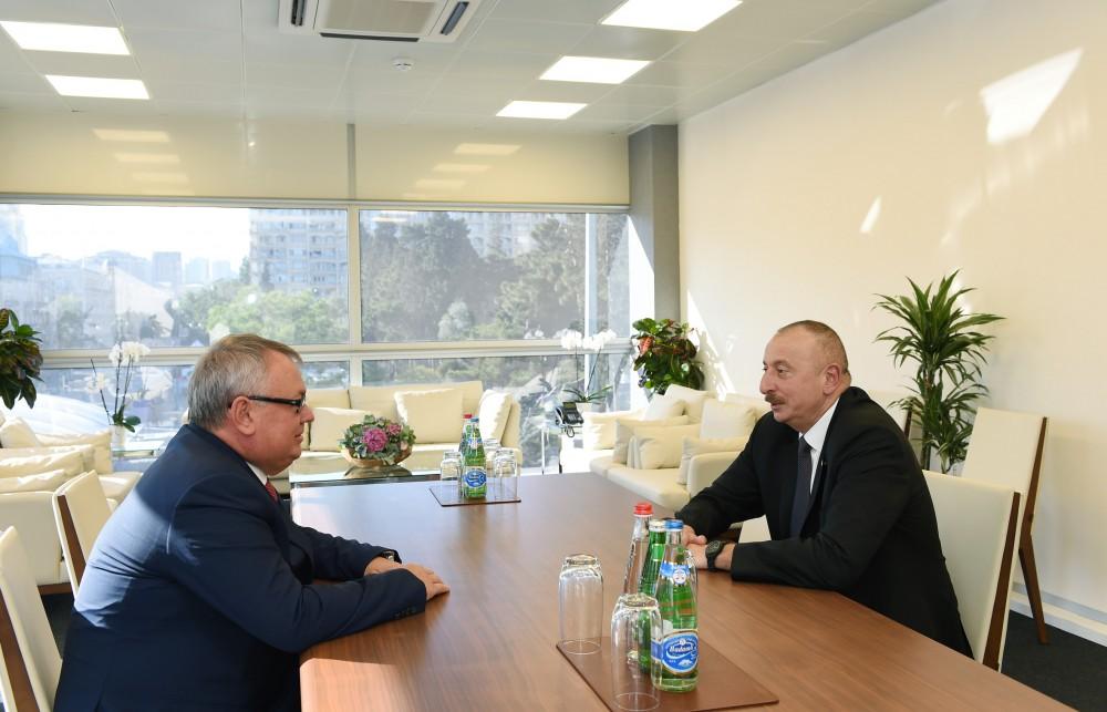 Prezident İlham Əliyev “VTB Bank”ın prezidentini, idarə heyətinin sədrini qəbul edib (YENİLƏNİB)