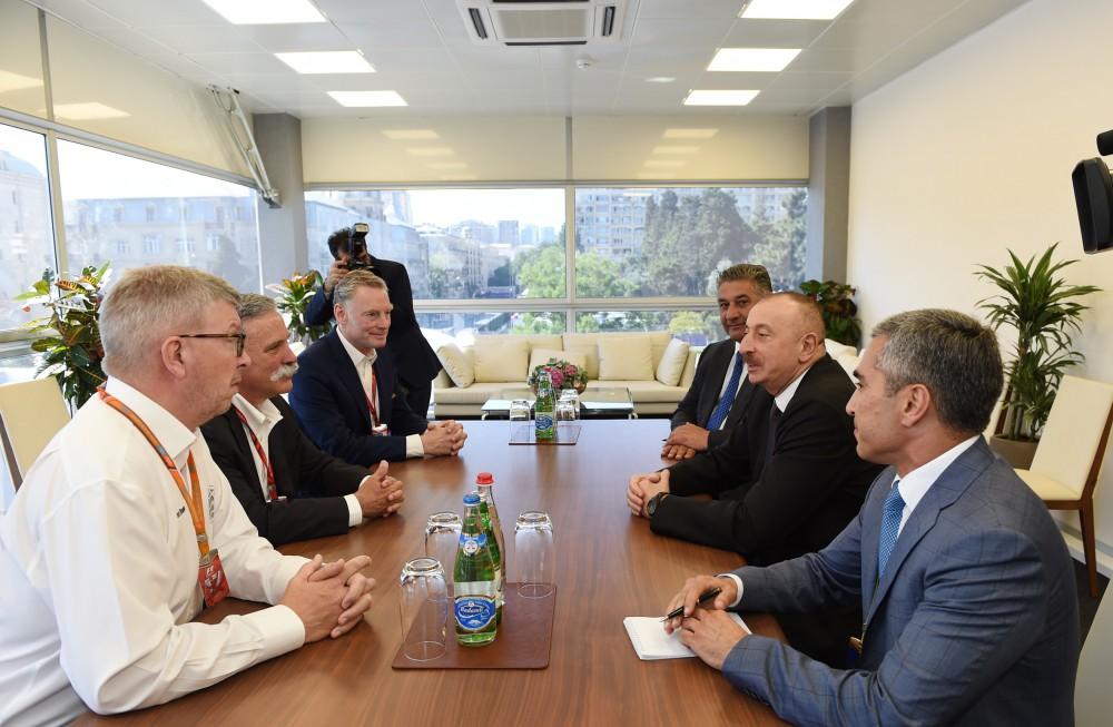 Azərbaycan Prezidenti İlham Əliyev Formula-1-in rəhbər şəxslərini qəbul edib  (FOTO) (YENİLƏNİB)