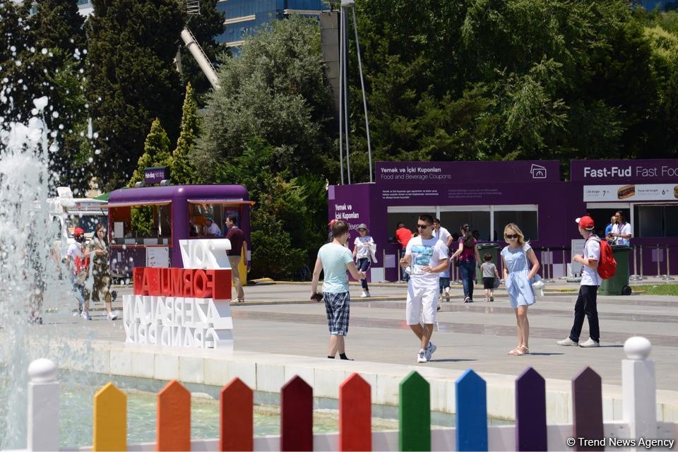 Bakıda "F1 Village" əyləncə zonasında FOTOSESSİYA