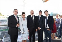 Prezident İlham Əliyev və xanımı Formula 1 Azərbaycan Qran Prisi çərçivəsində yarışları izləyiblər (FOTO)