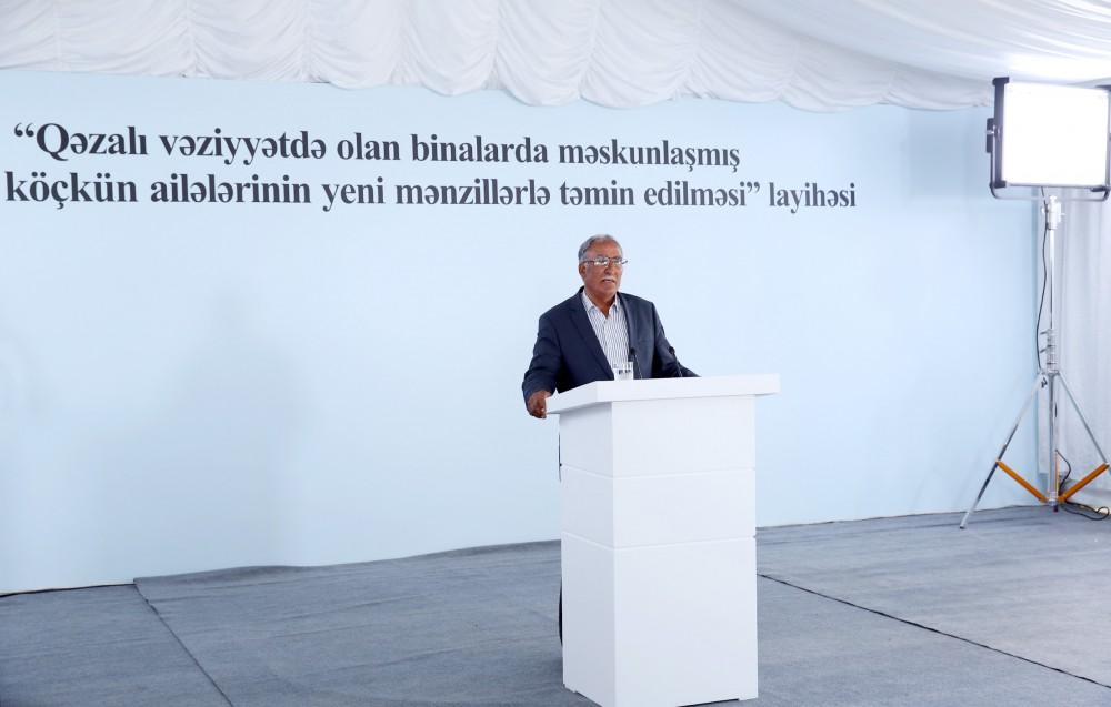 Birinci vitse-prezident Mehriban Əliyeva məcburi köçkün ailələrinə Masazırda yeni mənzillərin verilməsi mərasimində iştirak edib (FOTO) (YENİLƏNİB)