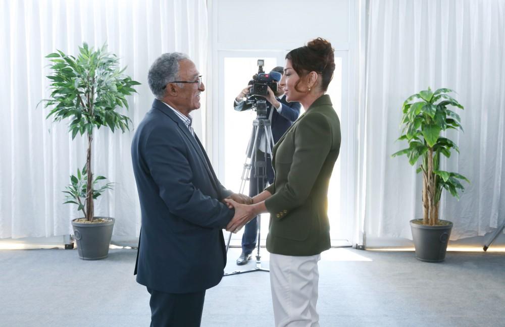 Birinci vitse-prezident Mehriban Əliyeva məcburi köçkün ailələrinə Masazırda yeni mənzillərin verilməsi mərasimində iştirak edib (FOTO) (YENİLƏNİB)