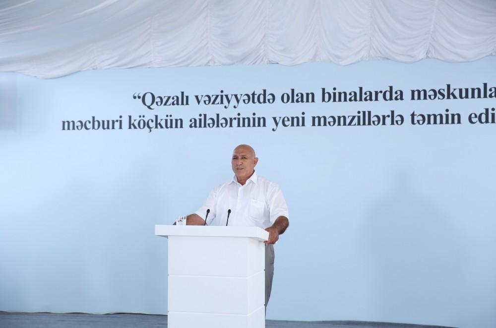 Birinci vitse-prezident Mehriban Əliyeva məcburi köçkün ailələrinə Masazırda yeni mənzillərin verilməsi mərasimində iştirak edib (FOTO) (YENİLƏNİB)