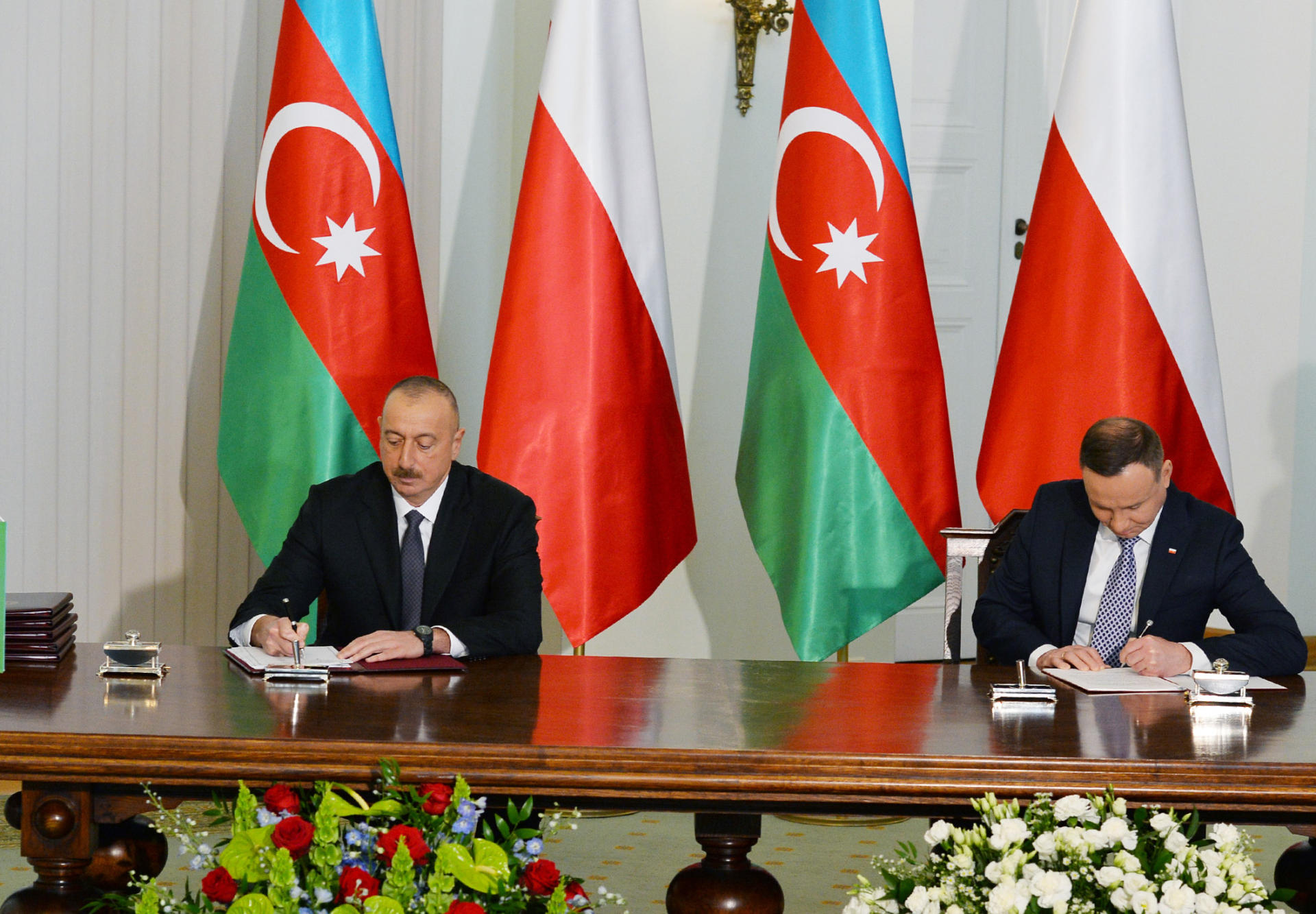 Azərbaycan-Polşa sənədləri imzalanıb (FOTO)