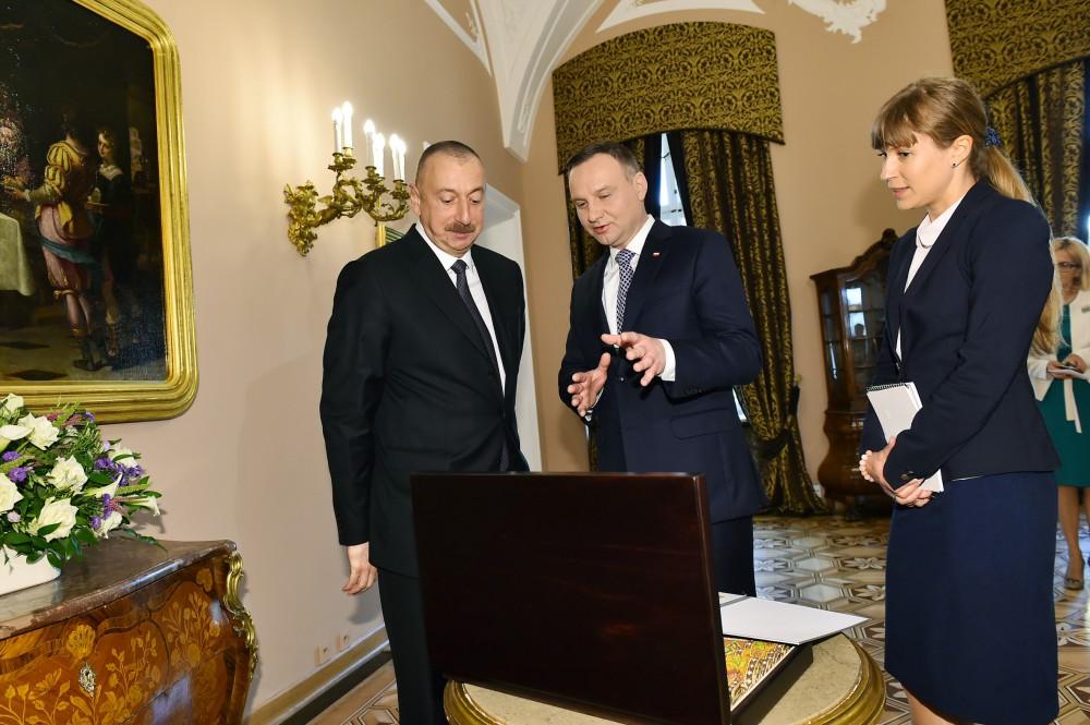 Azərbaycan və Polşa Prezidentlərinin təkbətək görüşü olub (YENİLƏNİB) (FOTO)