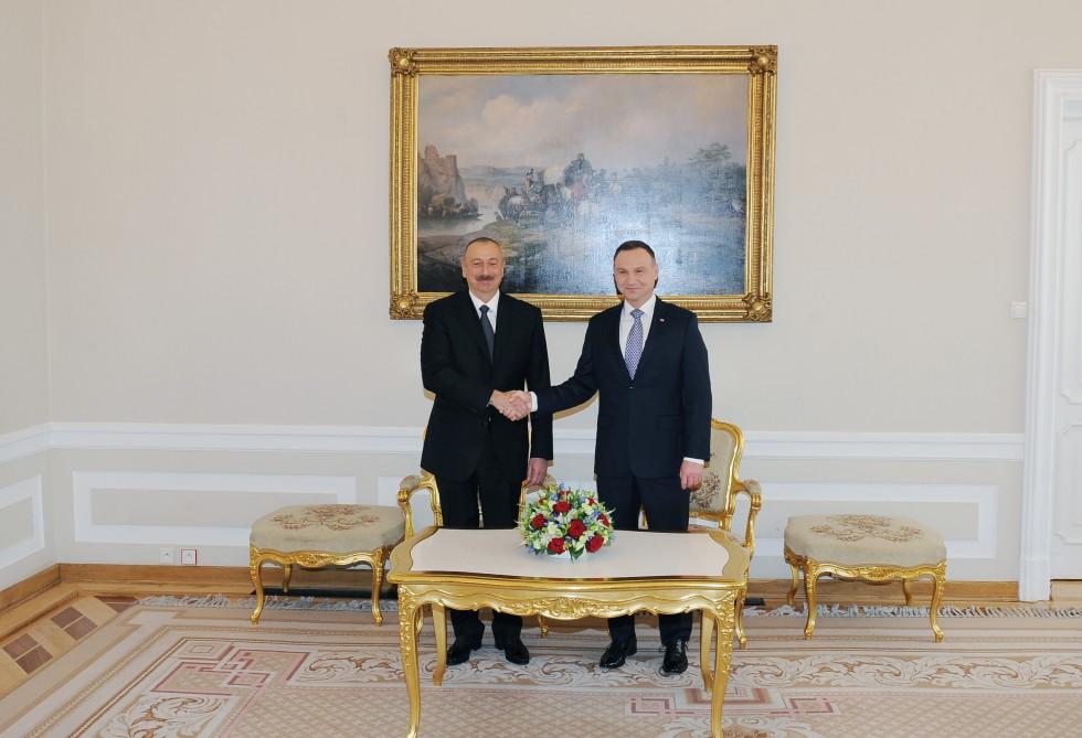 Azərbaycan və Polşa Prezidentlərinin təkbətək görüşü olub (YENİLƏNİB) (FOTO)