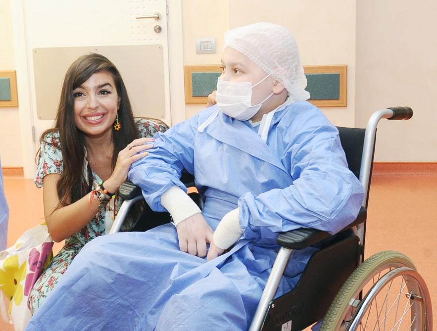 Heydər Əliyev Fondunun vitse-prezidenti Leyla Əliyeva Talassemiya Mərkəzində olub (FOTO)