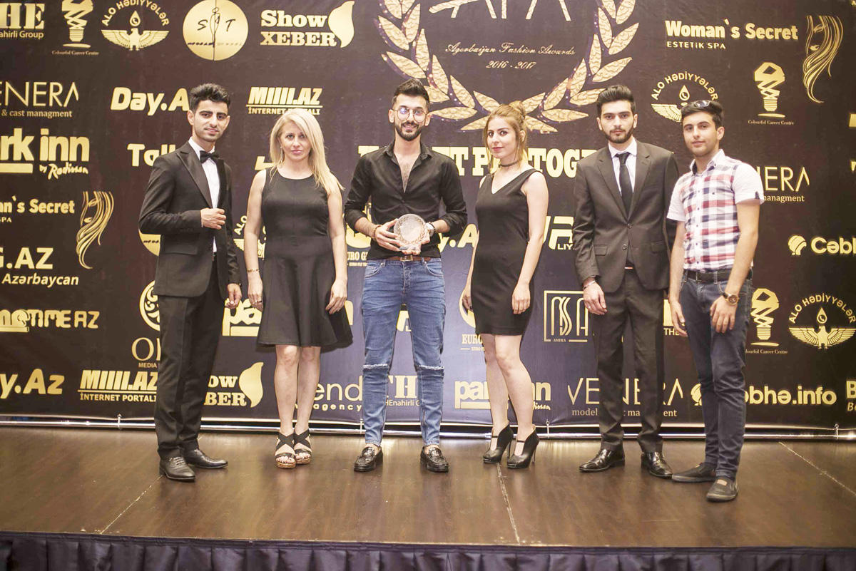 "Azerbaijan Fashion Awards"ın mükafatlandırılma mərasimi keçirilib (FOTO)