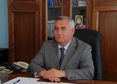 Füzuli rayonunun rəhbər şəxsləri ermənilərin qətlə yetirdiyi 2 yaşlı Zəhranın ailəsinə baş çəkib