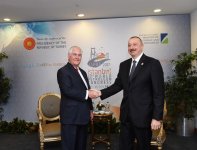 Prezident İlham Əliyev və ABŞ-ın dövlət katibi Dağlıq Qarabağ münaqişəsinin həlli məsələlərini müzakirə ediblər (FOTO) (YENİLƏNİB)