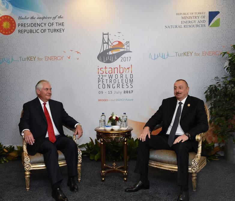 Prezident İlham Əliyev və ABŞ-ın dövlət katibi Dağlıq Qarabağ münaqişəsinin həlli məsələlərini müzakirə ediblər (FOTO) (YENİLƏNİB)