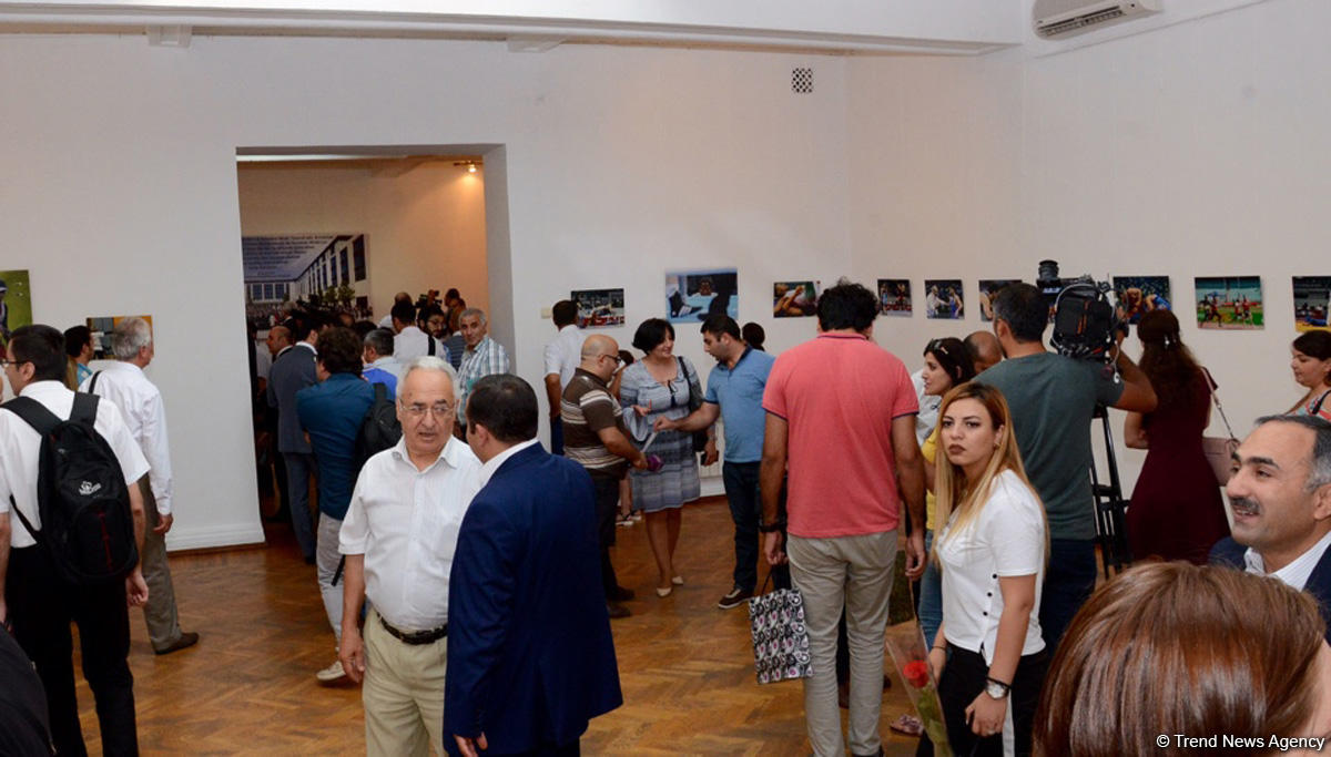 Trend-in fotoqrafı İslamiadanı işıqlandıranlar arasında ən yaxşılardan olub (FOTO)