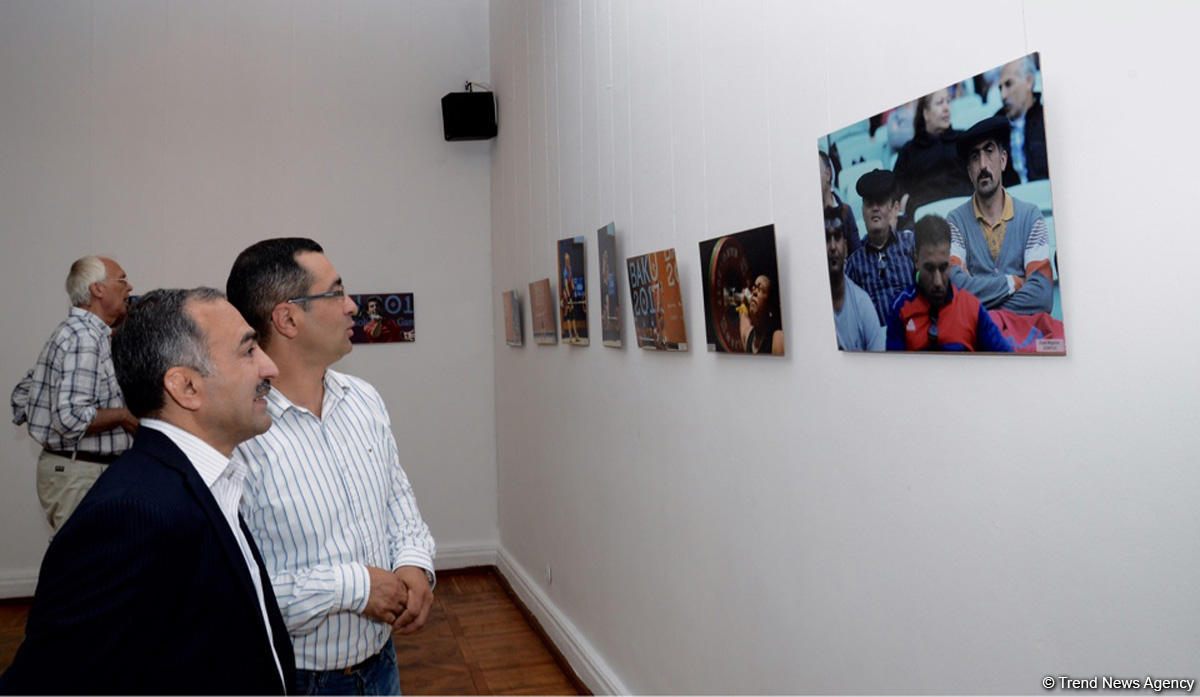 Trend-in fotoqrafı İslamiadanı işıqlandıranlar arasında ən yaxşılardan olub (FOTO)