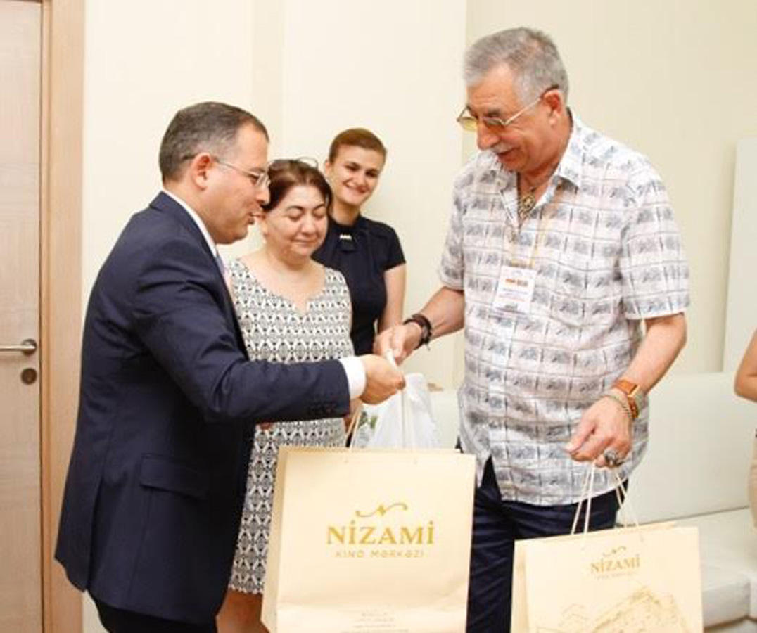 Bakıda "Dostluq körpüsü" II beynəlxalq folklor-rəqs festivalı keçirilir (FOTO)