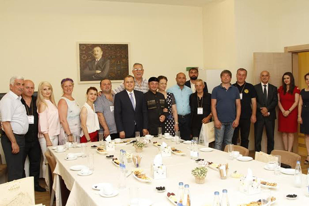 Bakıda "Dostluq körpüsü" II beynəlxalq folklor-rəqs festivalı keçirilir (FOTO)