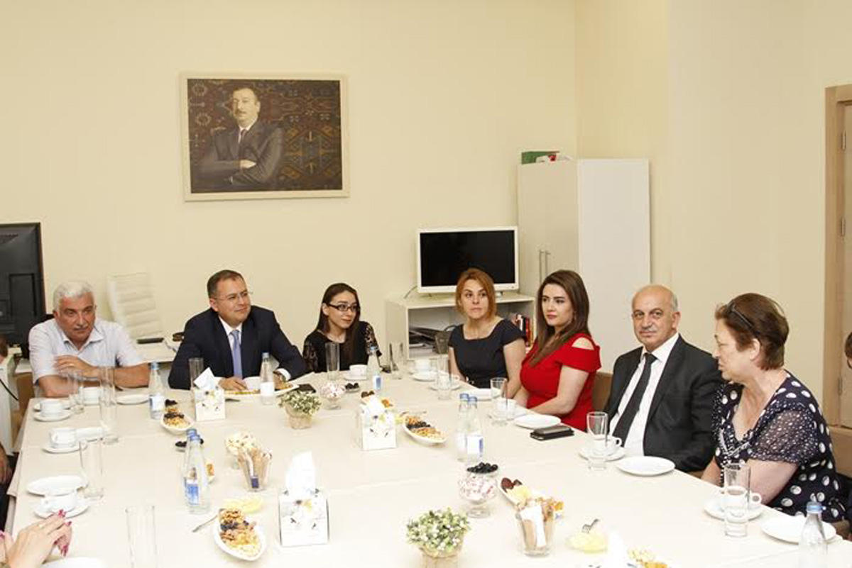 Bakıda "Dostluq körpüsü" II beynəlxalq folklor-rəqs festivalı keçirilir (FOTO)