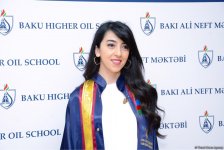Bakı Ali Neft Məktəbində ilk "Məzun günü" keçirildi (FOTO)