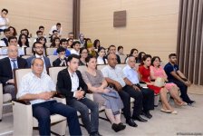Bakı Ali Neft Məktəbində ilk "Məzun günü" keçirildi (FOTO)