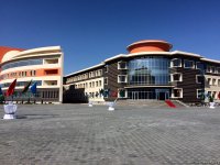 Bakı Ali Neft Məktəbində ilk "Məzun günü" keçirildi (FOTO)