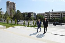 Prezident İlham Əliyev Yasamal rayonunda  yeni salınan parkda yaradılan şəraitlə tanış olub (YENİLƏNİB-3) (FOTO)