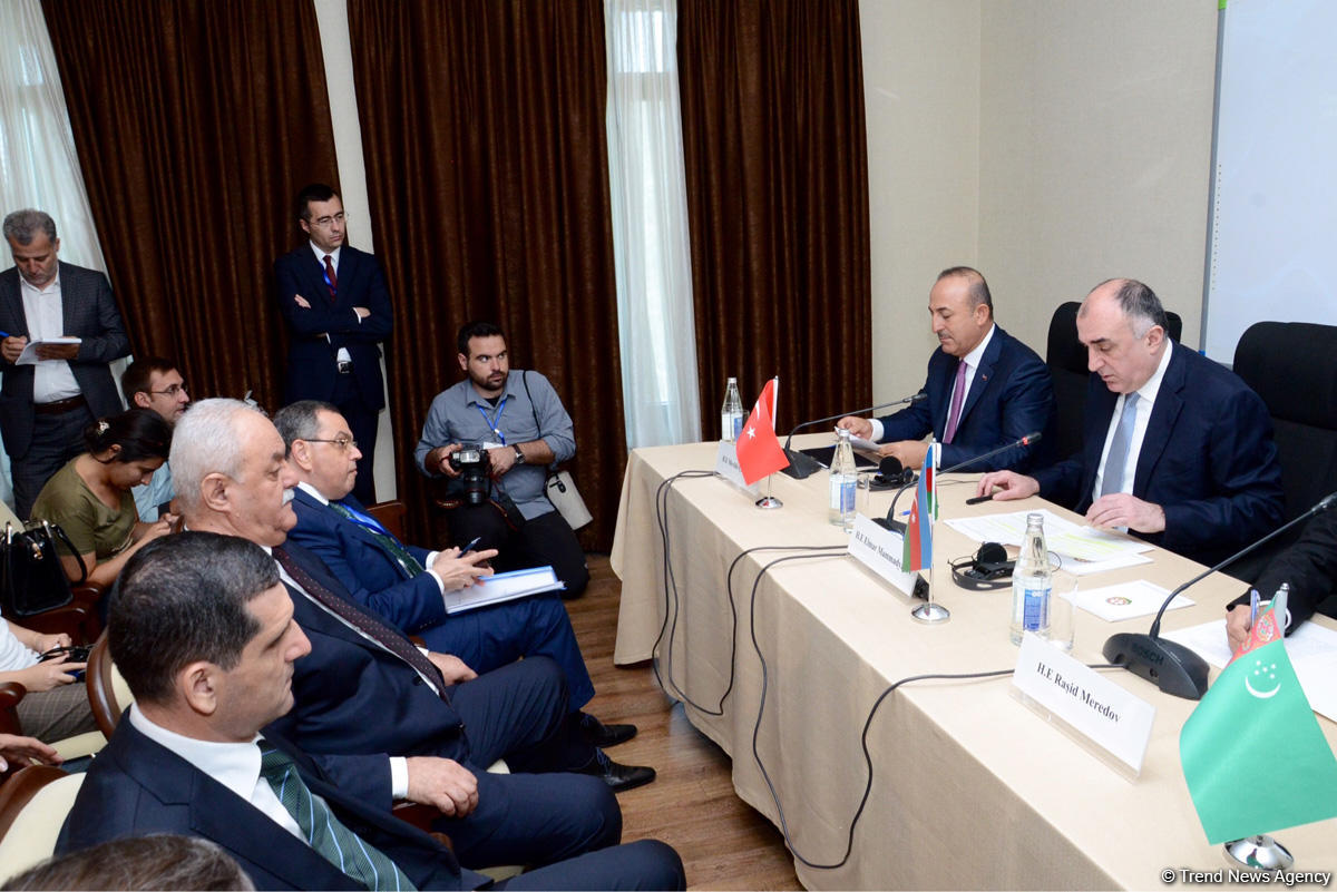Azərbaycan, Türkiyə və Türkmənistan XİN rəhbərləri Bakıda birgə bəyanat qəbul ediblər (FOTO) (YENİLƏNİB)