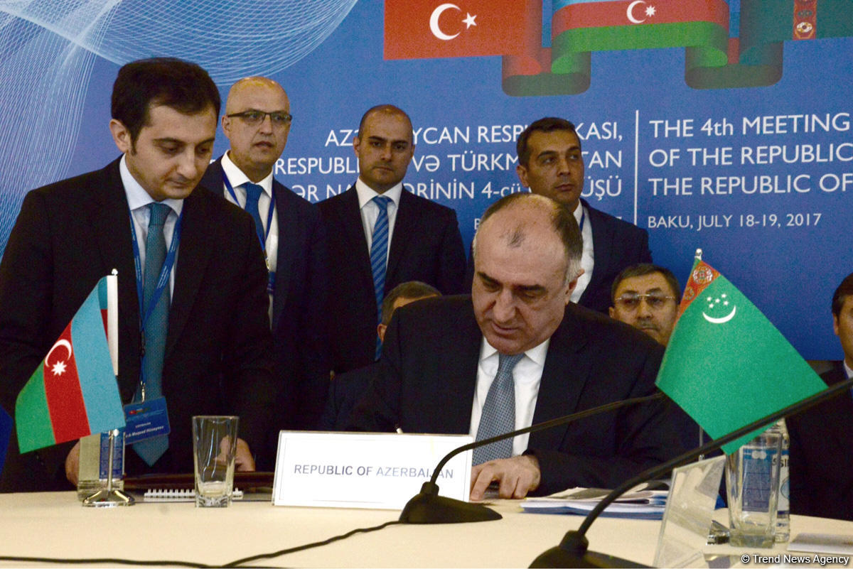 Azərbaycan, Türkiyə və Türkmənistan XİN rəhbərləri Bakıda birgə bəyanat qəbul ediblər (FOTO) (YENİLƏNİB)