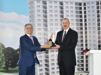 Prezident İlham Əliyev jurnalistlər üçün tikilmiş növbəti binada Milli Mətbuat Günü münasibətilə mənzillərin paylanması mərasimində iştirak edib (YENİLƏNİB-4) (FOTO/VİDEO)
