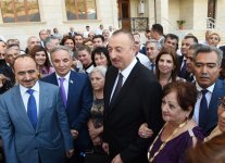 Prezident İlham Əliyev jurnalistlər üçün tikilmiş növbəti binada Milli Mətbuat Günü münasibətilə mənzillərin paylanması mərasimində iştirak edib (YENİLƏNİB-4) (FOTO/VİDEO)