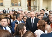 Prezident İlham Əliyev jurnalistlər üçün tikilmiş növbəti binada Milli Mətbuat Günü münasibətilə mənzillərin paylanması mərasimində iştirak edib (YENİLƏNİB-4) (FOTO/VİDEO)