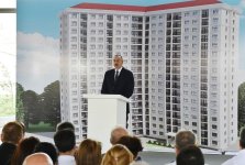 Prezident İlham Əliyev jurnalistlər üçün tikilmiş növbəti binada Milli Mətbuat Günü münasibətilə mənzillərin paylanması mərasimində iştirak edib (YENİLƏNİB-4) (FOTO/VİDEO)