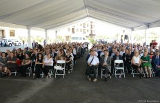 Milli mətbuatımızda tarixi gün (FOTOSESSİYA)