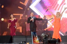 Xəzərin sahilində "Jara-2017" musiqi festivalının möhtəşəm açılış mərasimi keçirilib (FOTO)