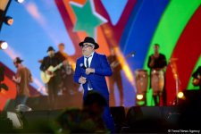 Xəzərin sahilində "Jara-2017" musiqi festivalının möhtəşəm açılış mərasimi keçirilib (FOTO)