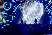 Xəzərin sahilində "Jara-2017" musiqi festivalının möhtəşəm açılış mərasimi keçirilib (FOTO)