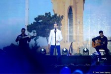 Xəzərin sahilində "Jara-2017" musiqi festivalının möhtəşəm açılış mərasimi keçirilib (FOTO)