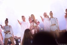 Xəzərin sahilində "Jara-2017" musiqi festivalının möhtəşəm açılış mərasimi keçirilib (FOTO)