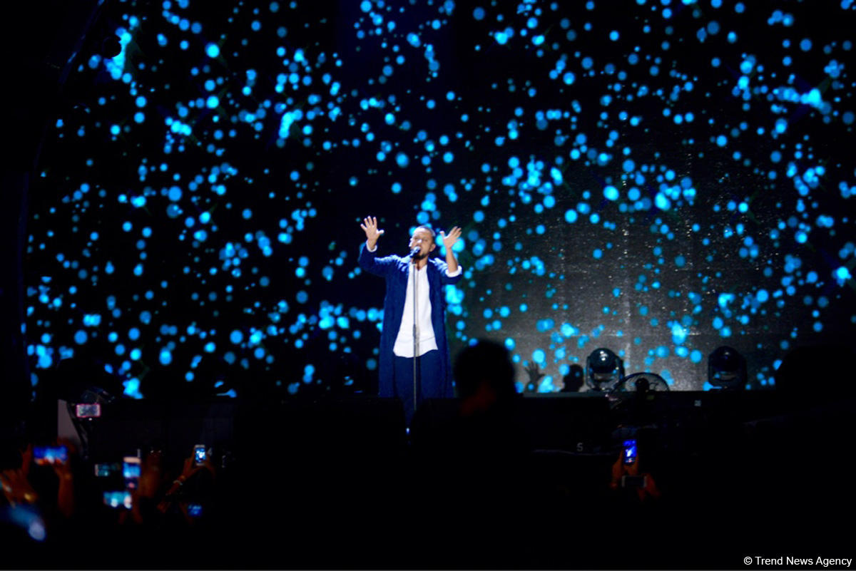 Xəzərin sahilində "Jara-2017" musiqi festivalının möhtəşəm açılış mərasimi keçirilib (FOTO)