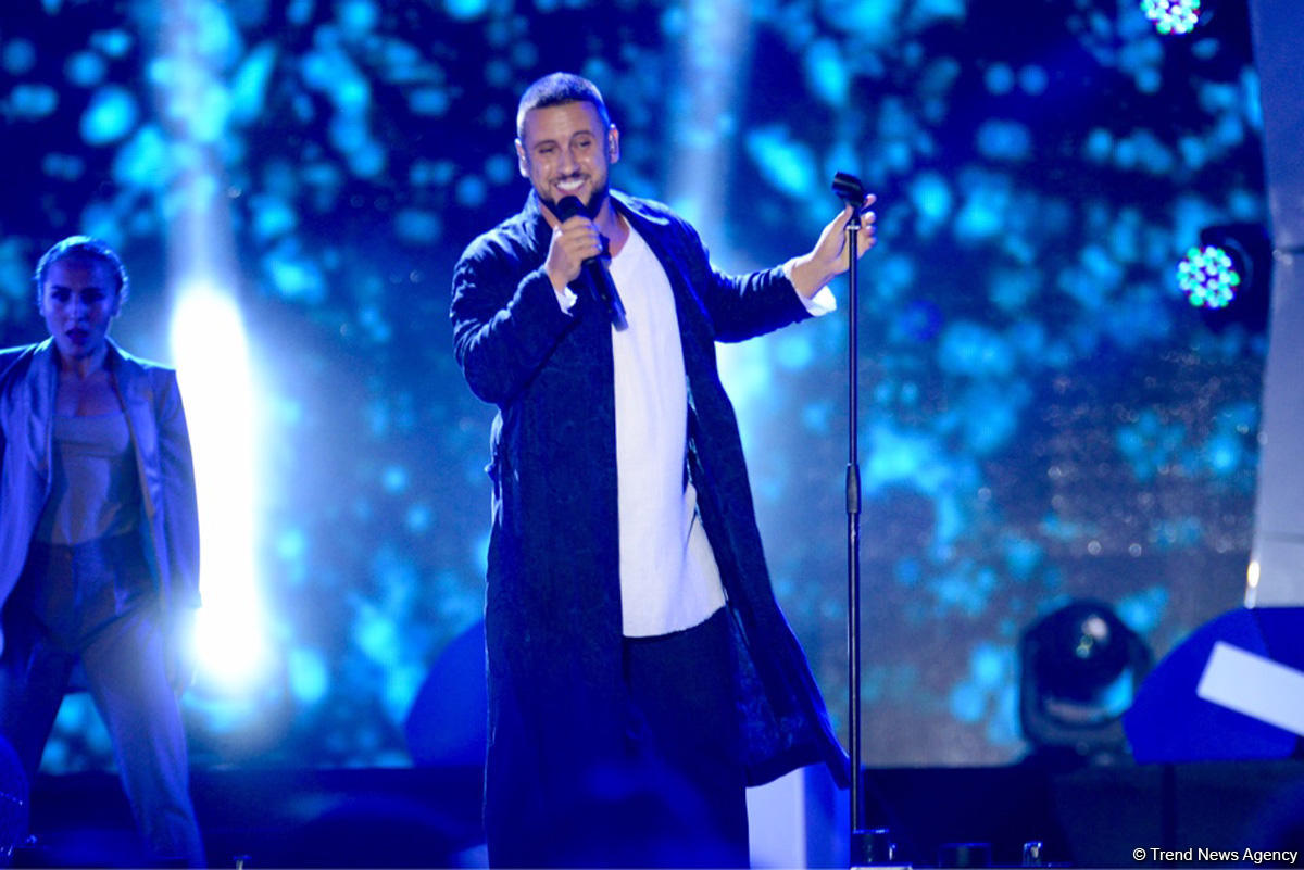 Xəzərin sahilində "Jara-2017" musiqi festivalının möhtəşəm açılış mərasimi keçirilib (FOTO)