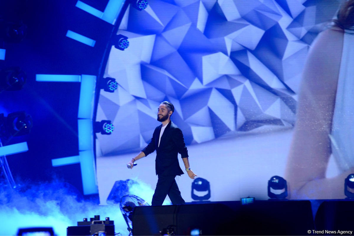 Xəzərin sahilində "Jara-2017" musiqi festivalının möhtəşəm açılış mərasimi keçirilib (FOTO)
