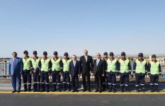 Prezident İlham Əliyev yenidən qurulan Pirşağı-Novxanı və Binəqədi-Novxanı-Corat yollarının açılışında iştirak edib (FOTO)