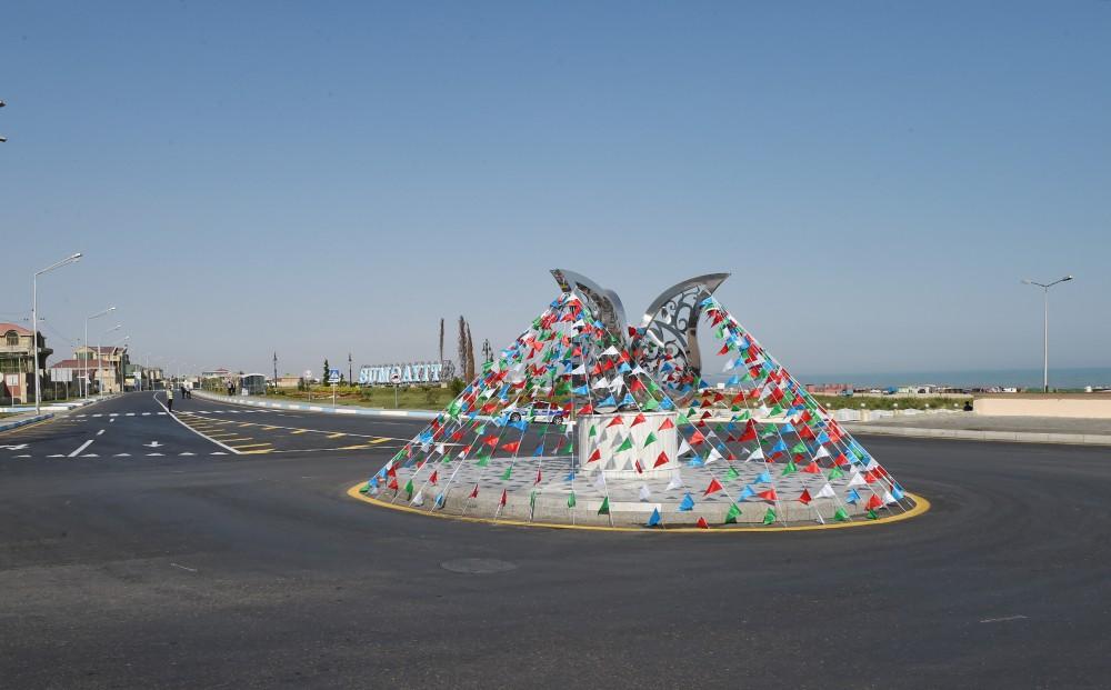 Prezident İlham Əliyev yenidən qurulan Pirşağı-Novxanı və Binəqədi-Novxanı-Corat yollarının açılışında iştirak edib (FOTO)