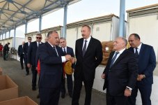 Prezident İlham Əliyev Qaxda tütün qəbulu məntəqəsində yaradılan şəraitlə tanış olub (FOTO)