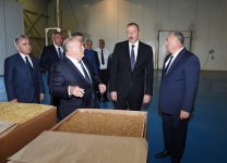 Azərbaycan Prezidenti Zaqatalada tütün emalı zavodunun fəaliyyəti ilə tanış olub (FOTO)