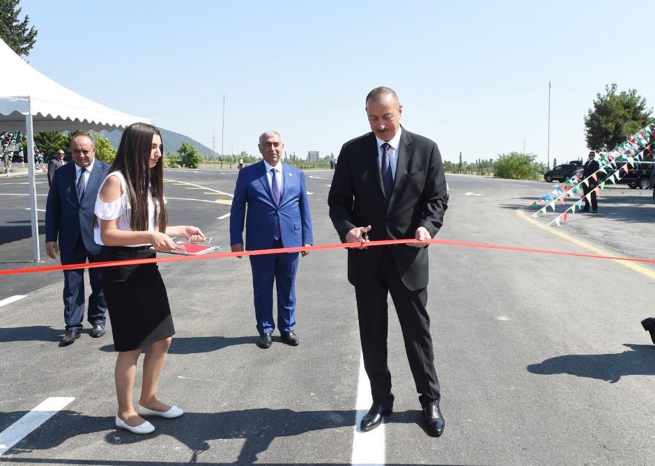 Prezident İlham Əliyev Qax-Qorağan-Zaqatala avtomobil yolunun Qax-Qorağan hissəsinin açılışında iştirak edib (FOTO)
