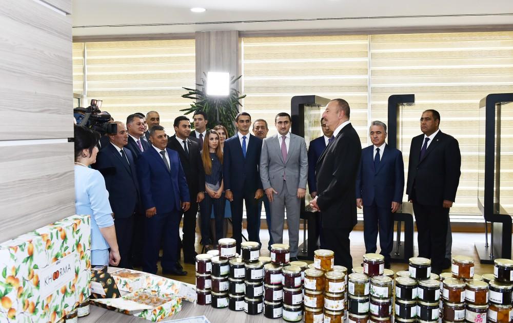 Prezident İlham Əliyev Balakəndə “ABAD Mərkəz”in açılışında iştirak edib (FOTO) (YENİLƏNİB)
