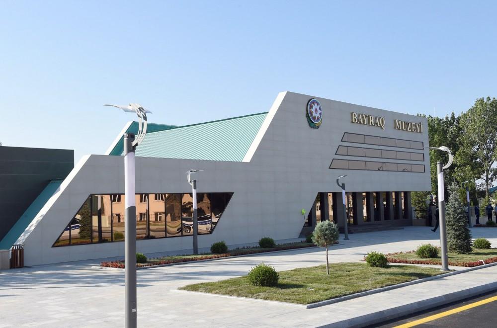 Azərbaycan Prezidenti Balakəndə Bayraq Muzeyinin açılışında iştirak edib (FOTO)