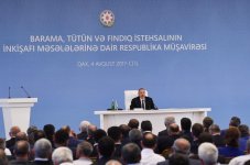 Qaxda Prezident İlham Əliyevin sədrliyi ilə barama, tütün və fındıq istehsalının inkişafı məsələlərinə dair respublika müşavirəsi keçirilib (YENİLƏNİB-4) (FOTO)