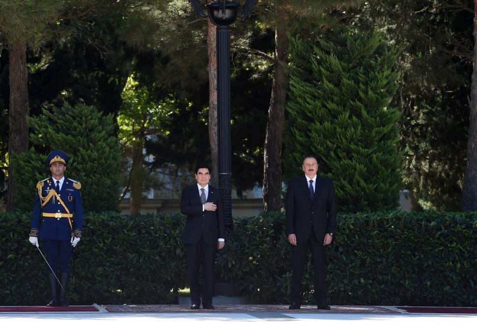 Türkmənistan Prezidenti Qurbanqulu Berdiməhəmmədovun rəsmi qarşılanma mərasimi olub (FOTO)