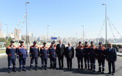 Prezident İlham Əliyev paytaxtın keçmiş "Sovetski" ərazisində yeni yolların açılışında iştirak edib (YENİLƏNİB) (FOTO)